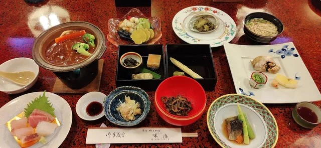 郷土料理 味治（みはる） - 秋田（郷土料理）の写真