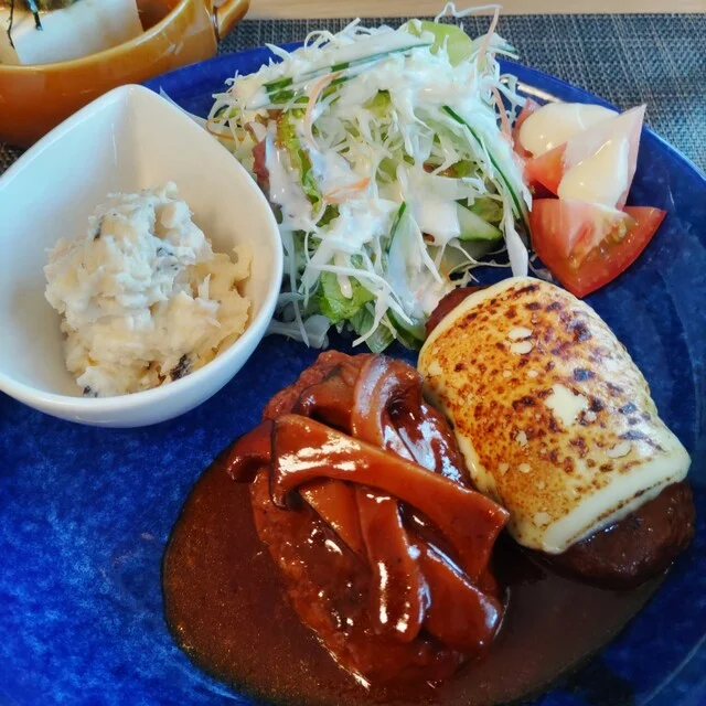 VLG.STRP.（ビレジストライプ） - 花巻（ハンバーガー）の写真