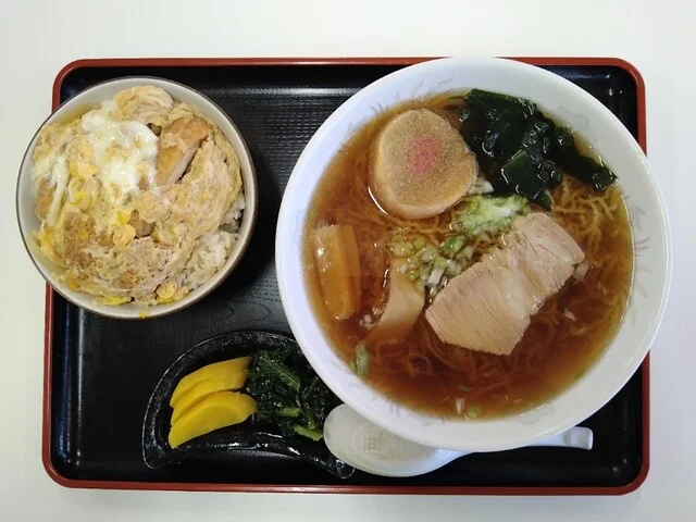 風穴ドライブイン - 陣場（食堂）の写真