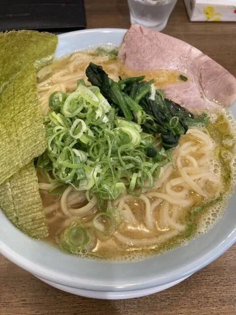 博多豚骨 門濱屋（カドハマヤ） - 大曲（ラーメン）の写真