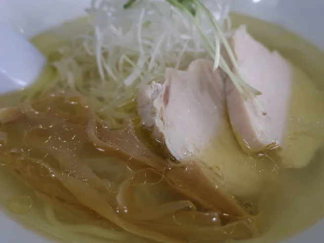 ホロホロ鳥のしんちゃんらあめん（SINCHAN） - 盛岡（ラーメン）の写真