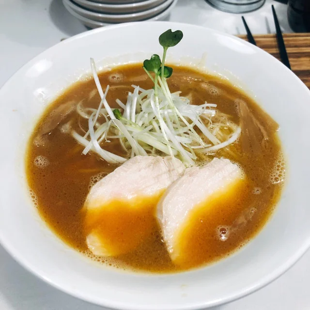 ホロホロ鳥のしんちゃんらあめん（SINCHAN） - 盛岡（ラーメン）の写真