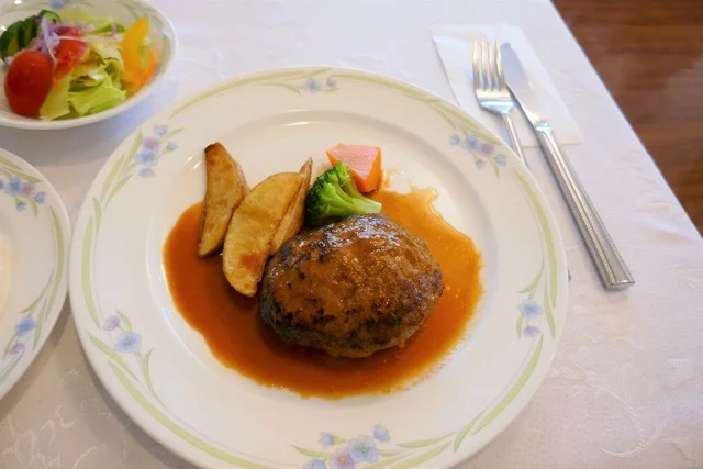 カフェ＆レストラン ベーシック - 前沢（洋食）の写真