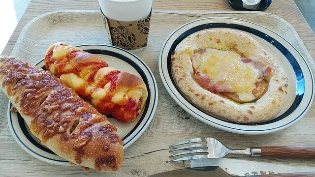 コシニール イオンモール盛岡店 - 前潟（パン）の写真