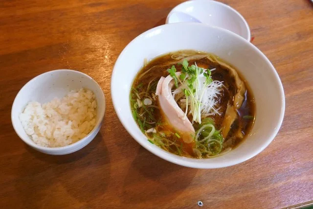 ホロホロ鳥のしんちゃんらあめん（SINCHAN） - 盛岡（ラーメン）の写真