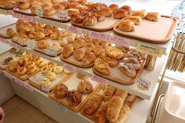 天然酵母パン アンシャンテ - 四ツ小屋（パン）の写真