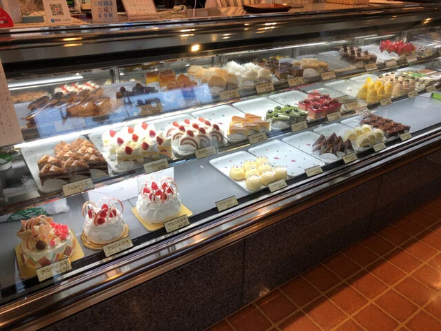 かめやま 中妻本店 - 釜石（ケーキ）の写真