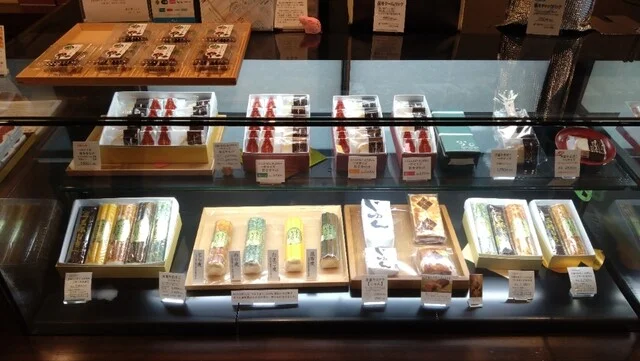 つじや 中通本店 - 大曲（和菓子）の写真