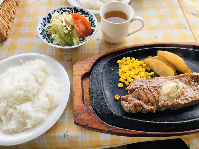 おいしんぼう - 横手（ステーキ）の写真