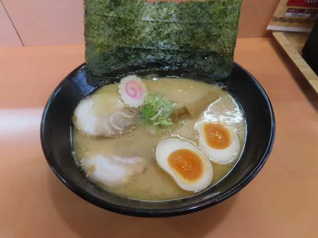 とんこつラーメンの穂月 - 磯鶏（ラーメン）の写真