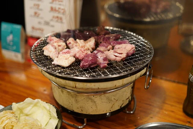 炭焼きホルモン ぴょん吉 - 横手（焼肉）の写真