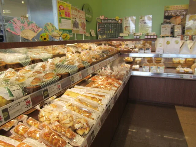 いわて生協 ベルフ八幡平 - 大更（パン）の写真