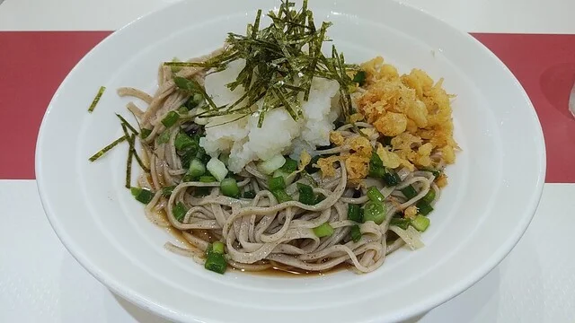 十割そばびと - 厨川（そば）の写真