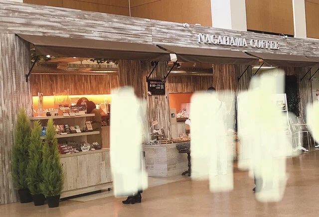 ナガハマコーヒー 秋田赤十字病院店（NAGAHAMA COFFEE） - 四ツ小屋（カフェ）の写真