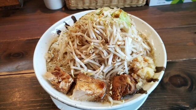 二郎系＆まぜそば専門店 奨（JIRO&MAZESOBA SUSUMU【旧店名】ジロアンドマゼソバ トラ） - 秋田（ラーメン）の写真