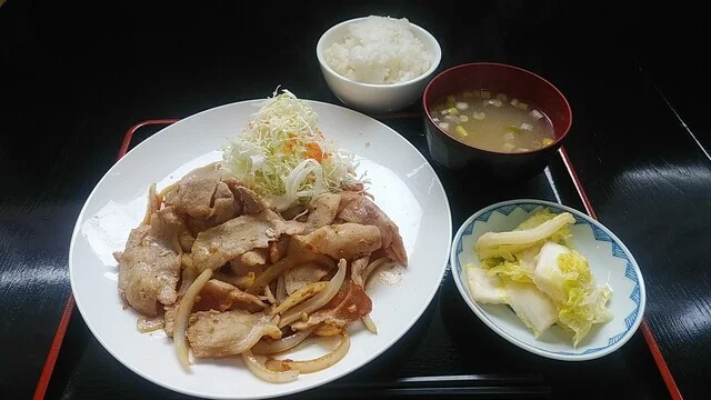哲 - 岩手飯岡（食堂）の写真