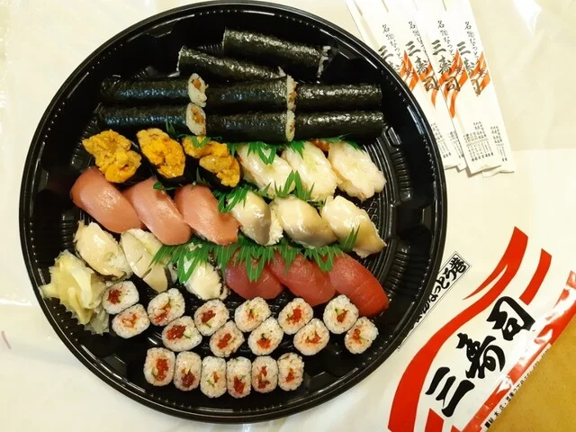 三寿司 出前部（サンズシ） - 盛岡（寿司）の写真