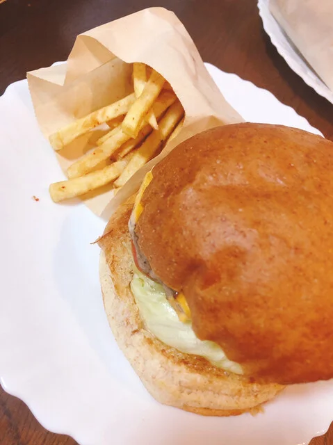 コーナー ゲート バーガー（CORNER GATE BURGER） - 大曲（ハンバーガー）の写真