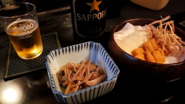 スタンドバー司（スタンドバーツカサ） - 横手（バー）の写真