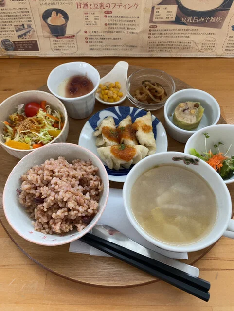 食堂Cafe Yakuzen（ショクドウカフェ ヤクゼン） - 横手（食堂）の写真