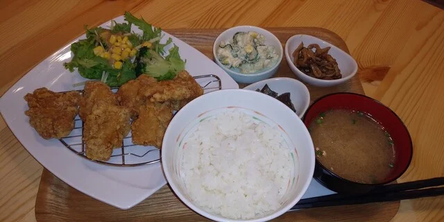 どんぶり定食 SHIORICH（シオリッチ） - 郡山富田（丼）の写真