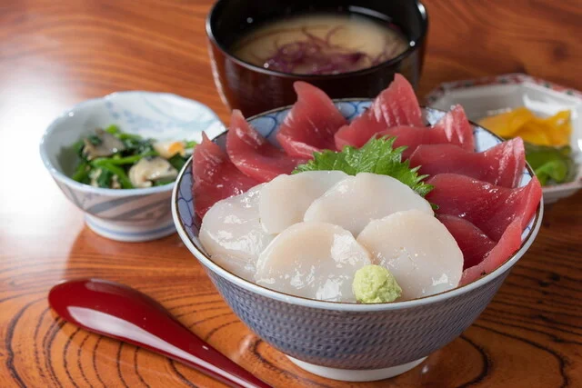 丼屋 さかぐち - 脇ノ沢（海鮮丼）の写真
