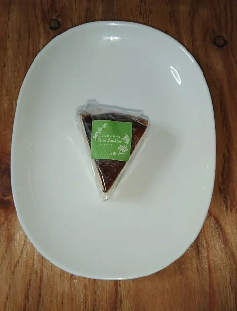 小さな焼き菓子屋 プチ ボヌール（小さな焼き菓子屋 Petit Bonheur） - 泉外旭川（洋菓子）の写真