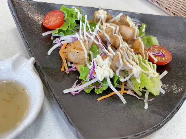 おひつごはん四六時中 秋田御所野店 - 四ツ小屋（丼）の写真