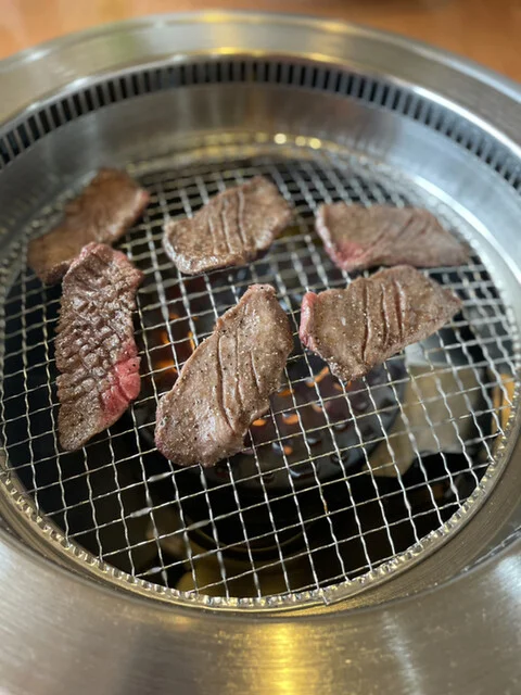 ビービー（BeeBee） - 盛（焼肉）の写真