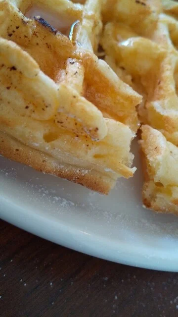 ブローチ（brooch） - 前沢（カフェ）の写真