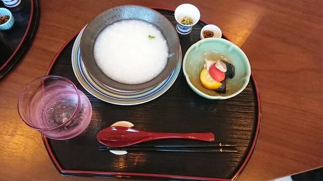 ヨルモカ薬局 喫茶コ - 秋田（カフェ）の写真