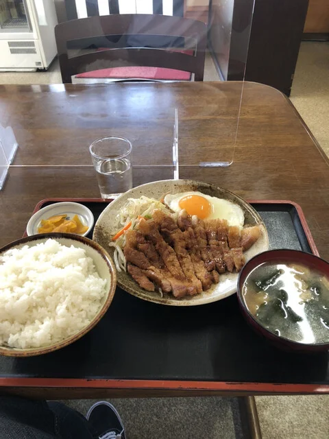 出羽食堂（デワショクドウ） - 羽後岩谷（食堂）の写真