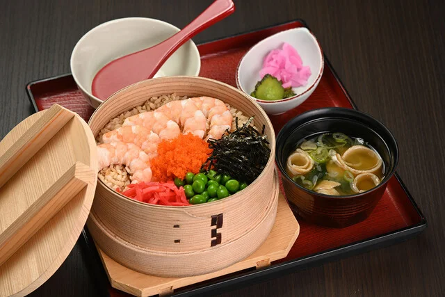 稲庭本舗明治佐助商店 - 四ツ小屋（うどん）の写真