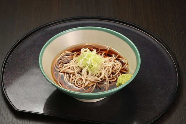 稲庭本舗明治佐助商店 - 四ツ小屋（うどん）の写真