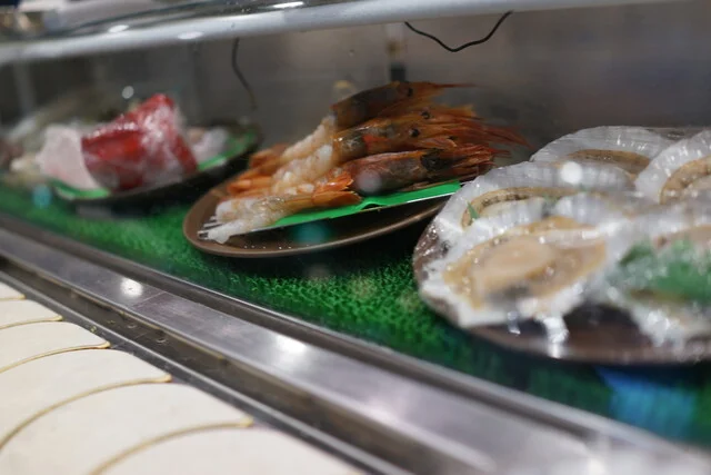 すしグルメ アメリカンワールド北上店 - 柳原（回転寿司）の写真