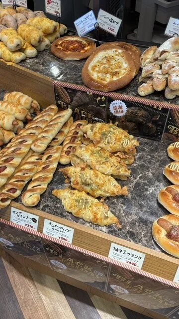 Heart Bread ANTIQUE イオンモール秋田店 - 四ツ小屋（パン）の写真