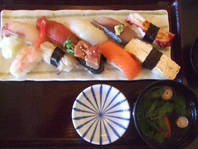 ふく留 - 磯鶏（寿司）の写真