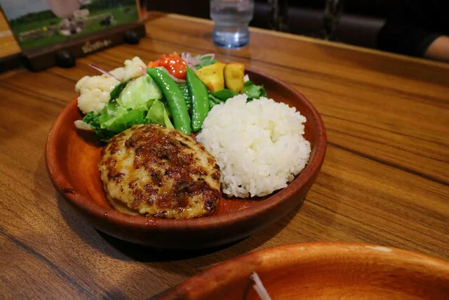 びっくりドンキー 山王臨海店 - 羽後牛島（ファミレス）の写真