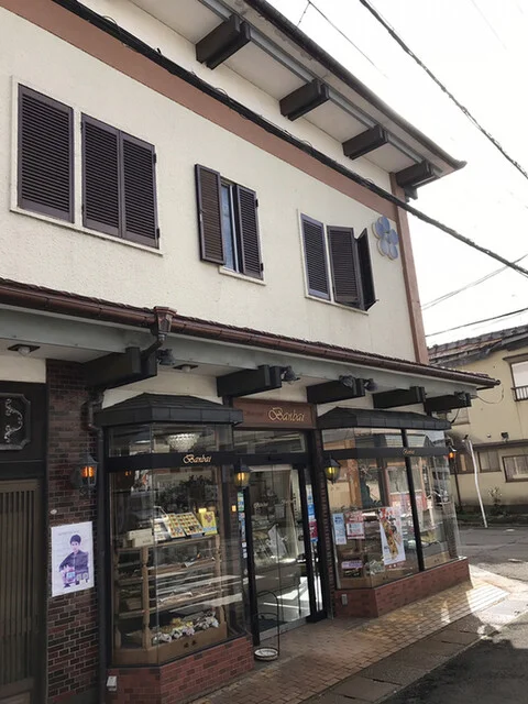 晩梅 - 鷹ノ巣（ケーキ）の写真