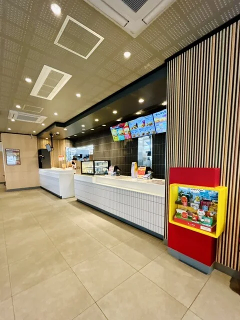マクドナルド 13号天童長岡店（McDonalds） - 高擶（ハンバーガー）の写真