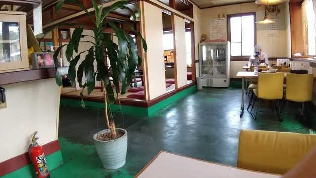 京園 - 東船岡（食堂）の写真