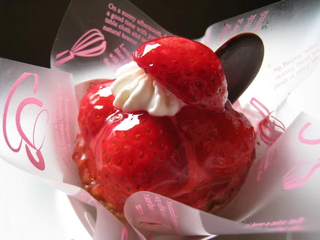 菓子司　大坂屋（オオサカヤ） - 天童（ケーキ）の写真