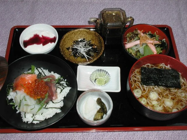 美よし家（みよしや） - 角田（そば）の写真