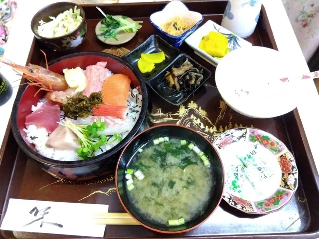 なにわ屋 - 釜石（食堂）の写真