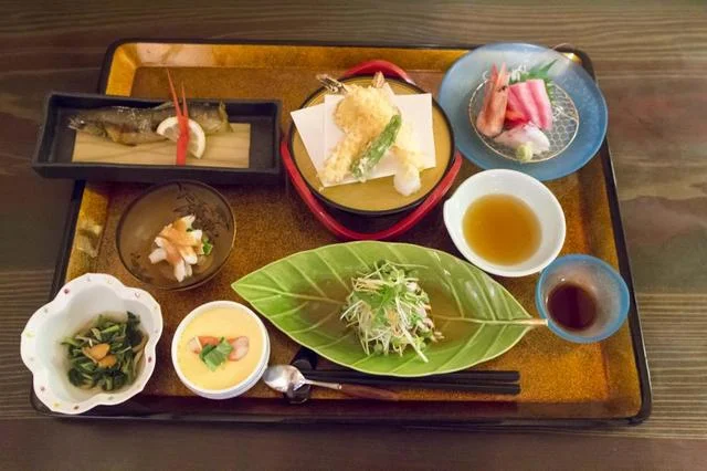 竹善 - 渡波（食堂）の写真