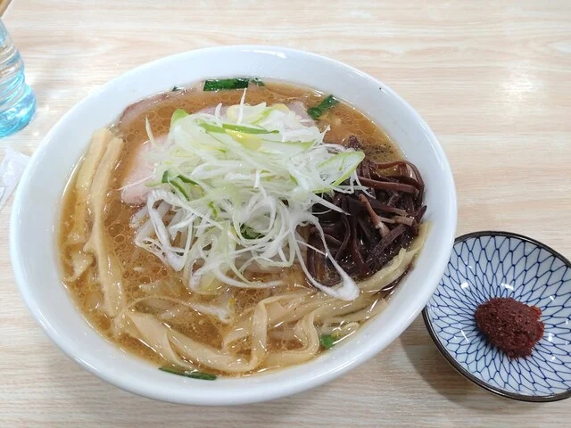 自家製麺たつ之也 - 蔵王（ラーメン）の写真
