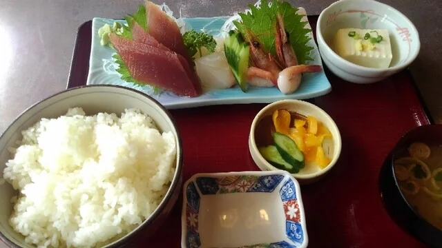 廻鮮丸（かいせんまる） - 蛇田（回転寿司）の写真