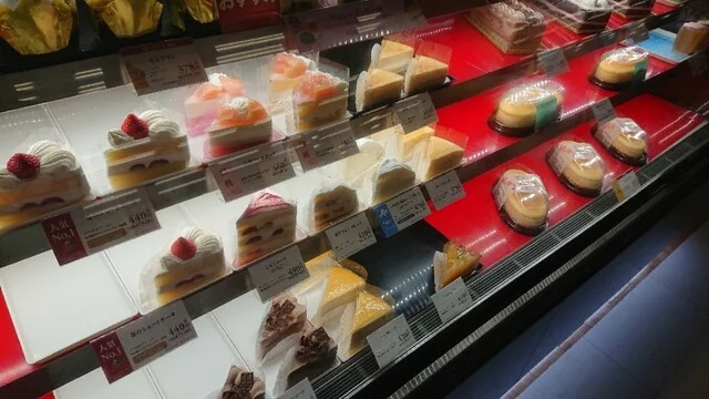 銀座コージーコーナー イオンスタイル御所野（GiNZA Cozy Corner） - 四ツ小屋（ケーキ）の写真