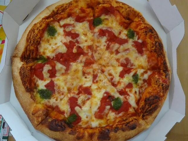 ピザハット 米沢春日店（Pizza Hut） - 米沢（ピザ）の写真