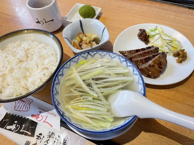 利久 石巻山下店 - 陸前山下（牛タン）の写真